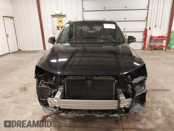 2017 Audi Q7 Prestige with VIN WA1VABF71HD043036, listed as a IAAI auction lot 42255140 with 90,009 mi miles and . Bid and sale history available at DreamBid. Image 13.