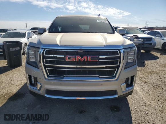 2021 GMC Yukon XL SLT with VIN 1GKS2GKD7MR421859, listed as a Copart auction lot 82650854 with 85,775 mi miles and Salvage Title. Bid and sale history available at carsss.com. Image 5.