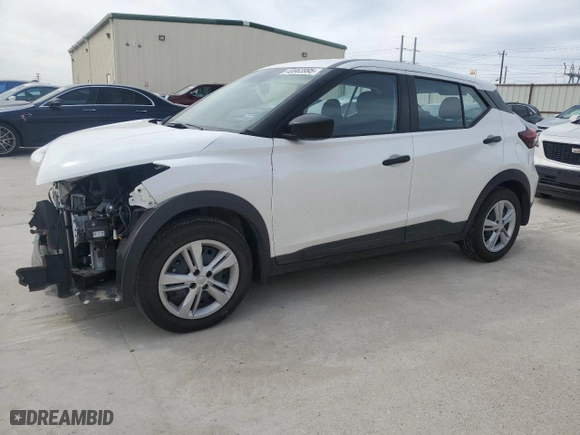 2024 Nissan Kicks S with VIN 3N1CP5BV8RL552122, listed as a Copart auction lot 48963995 with 10,689 mi miles and Salvage Title. Bid and sale history available at carsss.com. Image 1.