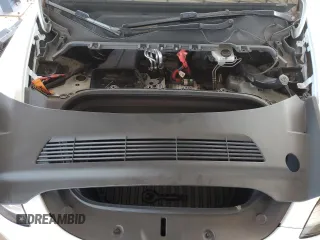 2022 Tesla Model Y Long Range z VIN 7SAYGDEE5NA015841, wystawiony jako Copart lot #57842275 z przebiegiem 51 952 mil mil oraz Szkody całkowita. Historia ofert i sprzedaży dostępna na DreamBid. Obrazek 11.