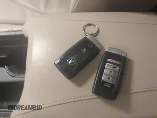 2019 Acura RDX Technology с VIN 5J8TC2H59KL016605, выставлен на аукционе IAAI как лот 41567145 с пробегом 69 528 миль миль и . История ставок и продаж доступна на DreamBid. Изображение 11.