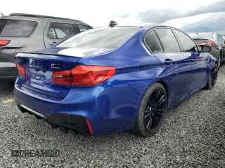 2019 BMW M5 Competition z VIN WBSJF0C51KB448614, wystawiony jako Copart lot #51231872 z przebiegiem 12 099 mil mil oraz . Historia ofert i sprzedaży dostępna na DreamBid. Obrazek 4.