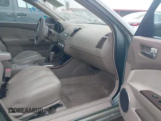 2005 Nissan Altima 2.5 S with VIN 1N4AL11D05N404581, listed as a IAAI auction lot 42073642 with 92,918 mi miles. Bid and sale history available at carsss.com. Image 5.