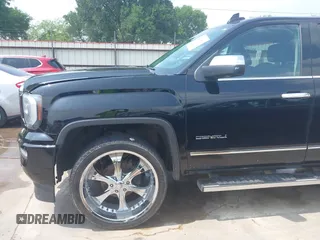 2016 GMC Sierra 1500 Denali z VIN 3GTU2PEC9GG172430, wystawiony jako IAAI lot #42109616 z przebiegiem 213 831 mil mil oraz . Historia ofert i sprzedaży dostępna na DreamBid. Obrazek 17.