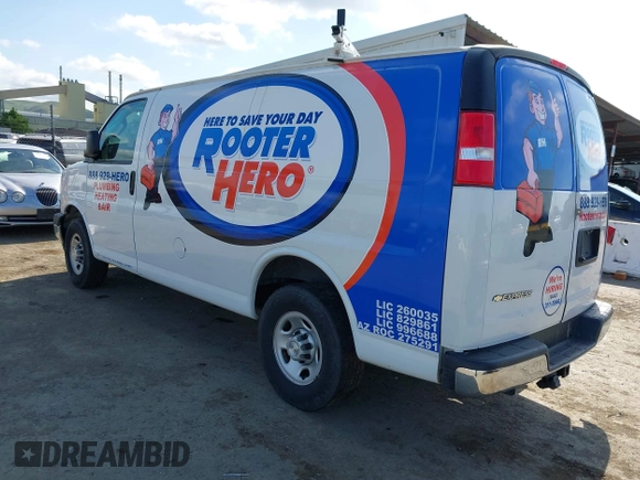 2021 Chevrolet Express Cargo with VIN 1GCWGAFP3M1204940, listed as a IAAI auction lot 42030364 with 81,163 mi miles and . Bid and sale history available at DreamBid. Image 3.
