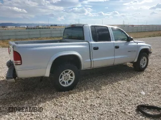 2002 Dodge Dakota Sport with VIN 1B7HG38N02S691280, listed as a Copart auction lot 66309924 with 227,327 mi miles and Clean Title. Bid and sale history available at carsss.com. Image 3.
