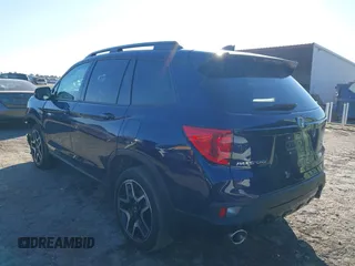 2022 Honda Passport Elite z VIN 5FNYF8H01NB010789, wystawiony jako IAAI lot #41623091 z przebiegiem 17 764 mil mil oraz . Historia ofert i sprzedaży dostępna na DreamBid. Obrazek 3.