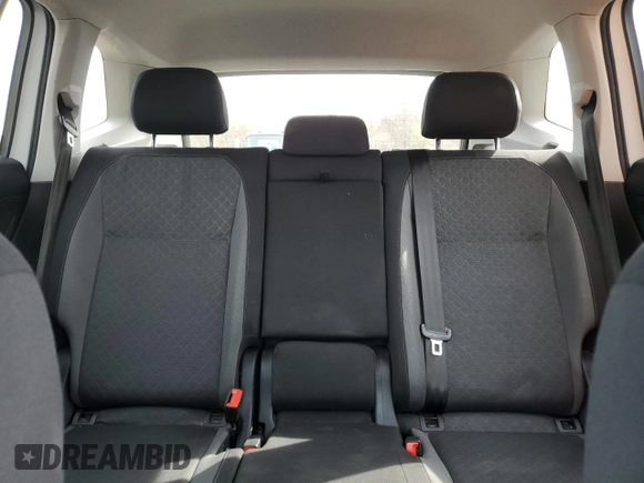 2019 Volkswagen Tiguan S with VIN 3VV0B7AX7KM106090, listed as a Copart auction lot 54771435 with 101,711 mi miles and Salvage title. Bid and sale history available at DreamBid. Image 10.