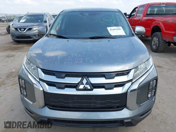 2024 Mitsubishi Outlander S z VIN JA4ARUAU3RU015370, wystawiony jako IAAI lot #42419186 z przebiegiem 26 526 mil mil oraz . Historia ofert i sprzedaży dostępna na DreamBid. Obrazek 12.