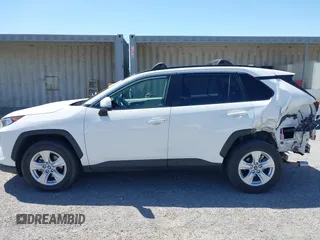 2019 Toyota RAV4 XLE with VIN JTMW1RFV9KD003246, listed as a IAAI auction lot 42115291 with 81,910 mi miles. Bid and sale history available at carsss.com. Image 15.