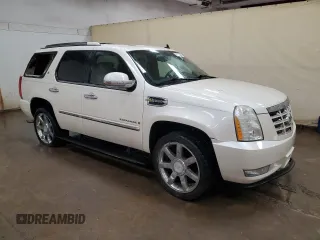 2009 Cadillac Escalade z VIN 1GYFK43599R215849, wystawiony jako Copart lot #51853845 z przebiegiem Nie podano mil oraz Czysty tytuł • Clean title. Historia ofert i sprzedaży dostępna na DreamBid. Obrazek 4.