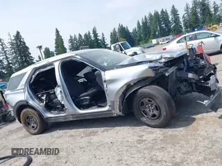 2021 Ford Police Interceptor с VIN 1FM5K8AC0MNA15870, выставлен на аукционе IAAI как лот 42517357 с пробегом Не указан миль и . История ставок и продаж доступна на DreamBid. Изображение 13.