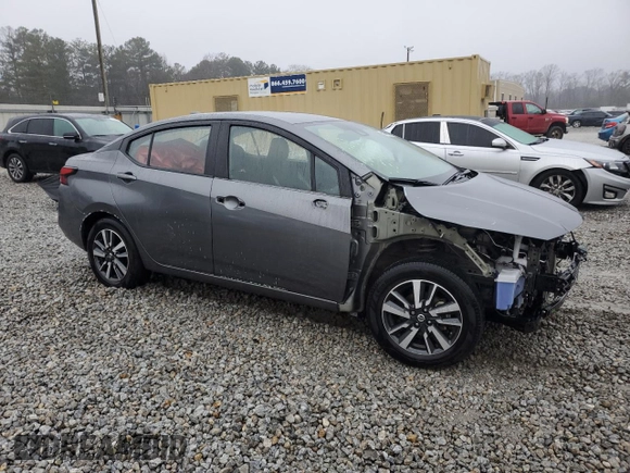2020 Nissan Versa SV z VIN 3N1CN8EV7LL868959, wystawiony jako Copart lot #42682345 z przebiegiem 91 567 mil mil oraz Szkoda całkowita • Salvage title. Historia ofert i sprzedaży dostępna na DreamBid. Obrazek 4.