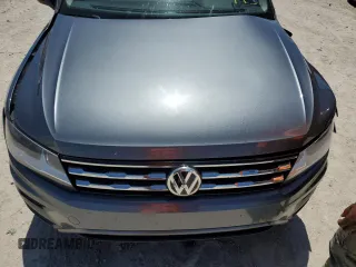 2020 Volkswagen Tiguan SE z VIN 3VV3B7AX9LM083040, wystawiony jako Copart lot #49855254 z przebiegiem 76 171 mil mil oraz Nie do naprawy • Non repairable. Historia ofert i sprzedaży dostępna na DreamBid. Obrazek 14.