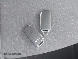 2024 Kia Seltos S z VIN KNDEU2AA7R7638201, wystawiony jako IAAI lot #41022692 z przebiegiem 5 503 mil mil oraz . Historia ofert i sprzedaży dostępna na DreamBid. Obrazek 11.