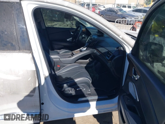 2020 Acura RDX w/Advance Pkg with VIN 5J8TC1H75LL017246, listed as a IAAI auction lot 41353387 with 1 mi miles. Bid and sale history available at carsss.com. Image 5.