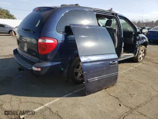 2006 Dodge Grand Caravan SXT with VIN 2D8GP44L26R659848, listed as a Copart auction lot 48789945 with 208,482 mi miles and Salvage Title. Bid and sale history available at carsss.com. Image 3.