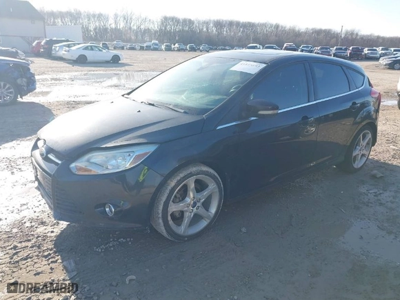 2012 Ford Focus Titanium with VIN 1FAHP3N21CL354550, listed as a IAAI auction lot 41815693 with NaN miles. Bid and sale history available at carsss.com. Image 2.
