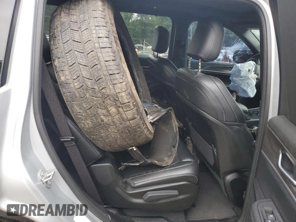 2024 Jeep Grand Cherokee Limited with VIN 1C4RJKBG7R8536310, listed as a Copart auction lot 62845795 with 45,474 mi miles and Salvage title. Bid and sale history available at DreamBid. Image 11.