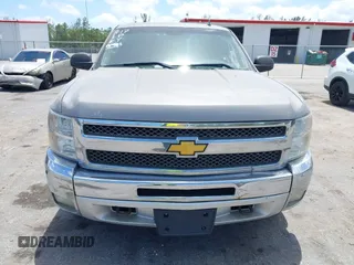 2012 Chevrolet Silverado 1500 LT with VIN 1GCRKSE71CZ222582, listed as a IAAI auction lot 42096128 with 275,037 mi miles and . Bid and sale history available at DreamBid. Image 13.