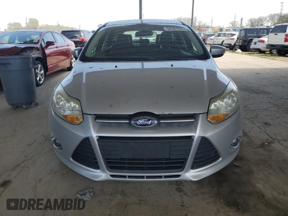 2013 Ford Focus SE with VIN 1FADP3K2XDL205333, listed as a Copart auction lot 54397975 with 104,019 mi miles and Clean Title. Bid and sale history available at carsss.com. Image 5.