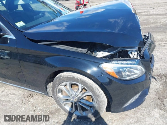 2015 Mercedes-Benz C 300 Luxury with VIN 55SWF4KB7FU002464, listed as a IAAI auction lot 41832373 with 88,000 mi miles and . Bid and sale history available at DreamBid. Image 18.