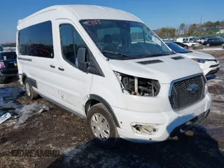 2024 Ford Transit Passenger XL with VIN 1FBAX2C85RKA16018, listed as a IAAI auction lot 41400715 with 13,842 mi miles. Bid and sale history available at carsss.com. Image 1.