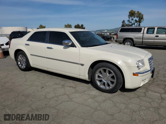 2005 Chrysler 300 with VIN 2C3AA63H25H144615, listed as a Copart auction lot 48435435 with 154,319 mi miles and Clean Title. Bid and sale history available at carsss.com. Image 4.