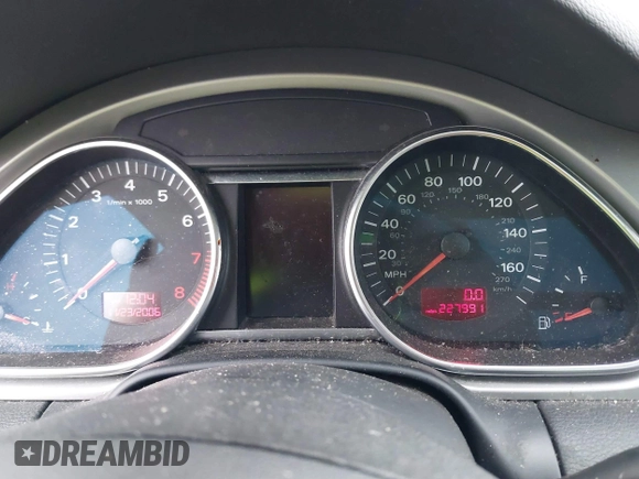 2007 Audi Q7 Premium with VIN WA1BY74L77D086726, listed as a IAAI auction lot 41726469 with 227,991 mi miles and . Bid and sale history available at DreamBid. Image 7.