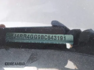 2011 Jeep Grand Cherokee Laredo with VIN 1J4RR4GG9BC643191, listed as a IAAI auction lot 42404547 with Not provided miles and . Bid and sale history available at DreamBid. Image 11.