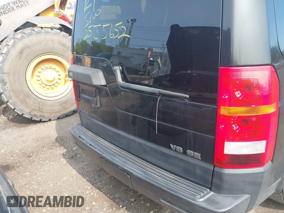 2006 Land Rover LR3 SE with VIN SALAE25416A387523, listed as a IAAI auction lot 42406740 with Not provided miles and . Bid and sale history available at DreamBid. Image 6.