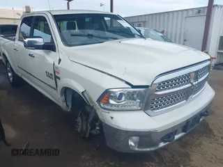 2016 Ram 1500 Laramie z VIN 1C6RR7VM4GS219910, wystawiony jako IAAI lot #41685905 z przebiegiem 213 908 mil mil oraz . Historia ofert i sprzedaży dostępna na DreamBid. Obrazek 1.