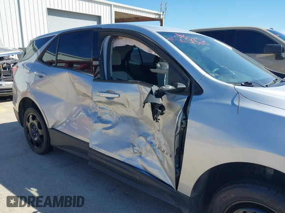 2019 Chevrolet Equinox LS z VIN 2GNAXHEV2K6175046, wystawiony jako IAAI lot #41483868 z przebiegiem 118 058 mil mil oraz . Historia ofert i sprzedaży dostępna na DreamBid. Obrazek 6.