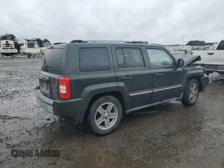 2008 Jeep Patriot Limited with VIN 1J8FT48W68D535039, listed as a Copart auction lot 45323105 with 152,568 mi miles and Salvage Title. Bid and sale history available at DreamBid. Image 3.
