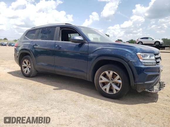 2018 Volkswagen Atlas S with VIN 1V2AP2CA1JC600864, listed as a Copart auction lot 62267595 with 99,816 mi miles and Salvage title. Bid and sale history available at DreamBid. Image 4.