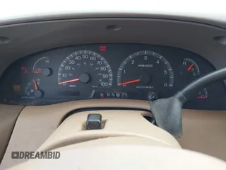 1999 Ford Expedition XLT z VIN 1FMPU18L3XLB21018, wystawiony jako IAAI lot #42003908 z przebiegiem Nie podano mil oraz . Historia ofert i sprzedaży dostępna na DreamBid. Obrazek 7.