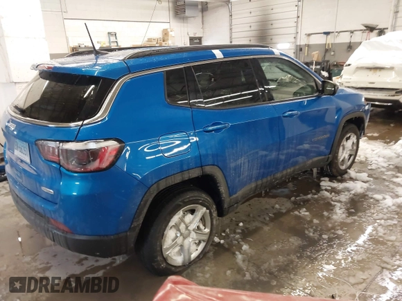 2024 Jeep Compass Latitude with VIN 3C4NJDBNXRT603931, listed as a IAAI auction lot 41597384 with 24,436 mi miles. Bid and sale history available at carsss.com. Image 4.