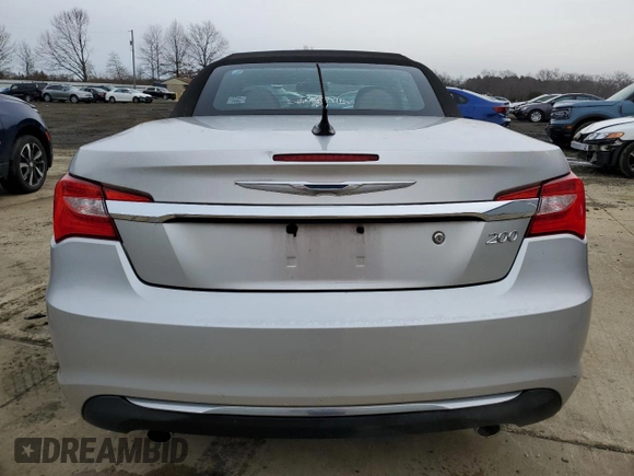 2011 Chrysler 200 Limited with VIN 1C3BC7EG9BN563797, listed as a Copart auction lot 41914665 with 221,103 mi miles and Salvage Title. Bid and sale history available at DreamBid. Image 6.