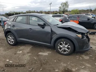 2016 Mazda CX-3 Sport z VIN JM1DKFB72G0138206, wystawiony jako Copart lot #52023695 z przebiegiem 101 734 mil mil oraz Szkody całkowita. Historia ofert i sprzedaży dostępna na DreamBid. Obrazek 4.