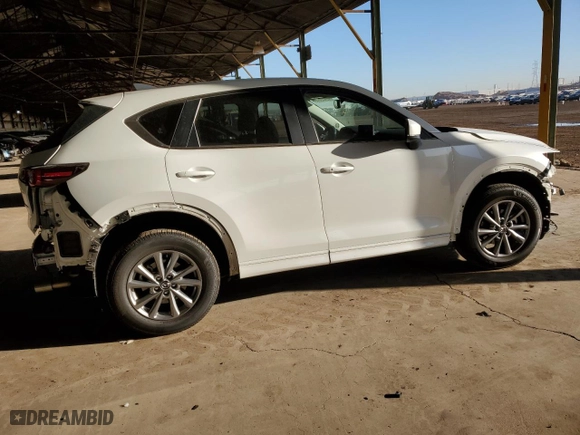 2024 Mazda CX-5 2.5 S Preferred Package with VIN JM3KFBCL8R0412034, listed as a Copart auction lot 46459645 with 17,814 mi miles and Salvage Title. Bid and sale history available at carsss.com. Image 3.