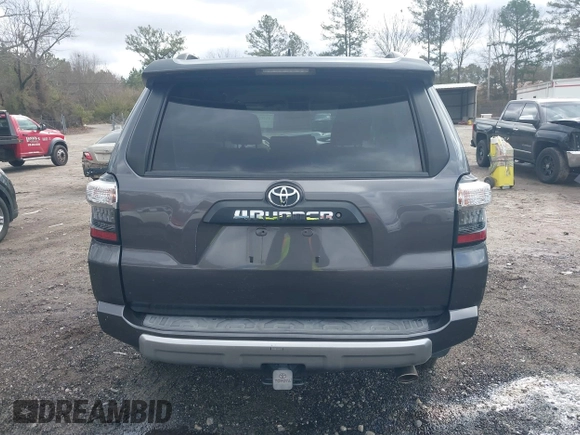 2014 Toyota 4Runner Limited with VIN JTEBU5JR4E5162629, listed as a IAAI auction lot 41265652 with 152,961 mi miles. Bid and sale history available at carsss.com. Image 16.