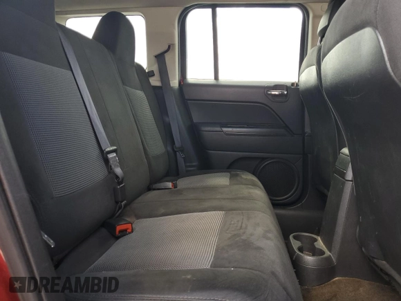 2016 Jeep Patriot Latitude with VIN 1C4NJPFA1GD810655, listed as a Copart auction lot 61093715 with 172,936 mi miles and Salvage title. Bid and sale history available at DreamBid. Image 10.