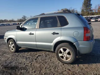 2008 Hyundai Tucson GLS with VIN KM8JM12B38U711611, listed as a Copart auction lot 77448304 with 225,622 mi miles and Salvage Title. Bid and sale history available at carsss.com. Image 2.