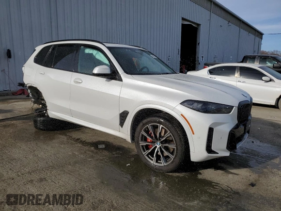 2024 BMW X5 xDrive40i z VIN 5UX23EU05R9U48829, wystawiony jako Copart lot #49902435 z przebiegiem Nie podano mil oraz Szkody całkowita. Historia ofert i sprzedaży dostępna na DreamBid. Obrazek 4.
