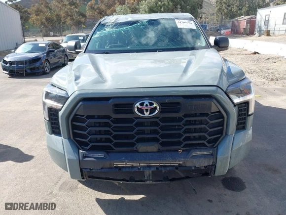 2024 Toyota Tundra 4WD SR5 with VIN 5TFLA5DB5RX215364, listed as a IAAI auction lot 41705796 with 3,976 mi miles. Bid and sale history available at carsss.com. Image 12.