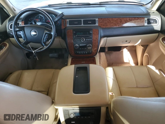 2008 Chevrolet Avalanche 2LT with VIN 3GNFK12398G275317, listed as a Copart auction lot 54267925 with 131,332 mi miles and Salvage title. Bid and sale history available at DreamBid. Image 8.
