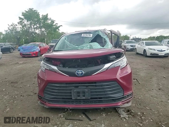 2022 Toyota Sienna LE with VIN 5TDKSKFC9NS056913, listed as a Copart auction lot 55704795 with 71,464 mi miles and Salvage title. Bid and sale history available at DreamBid. Image 15.