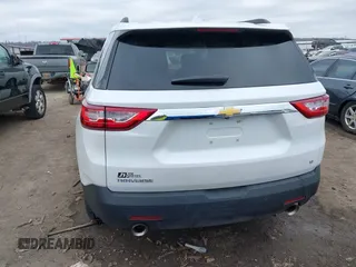 2019 Chevrolet Traverse LT Cloth with VIN 1GNERGKW8KJ106481, listed as a IAAI auction lot 41705659 with 51,119 mi miles. Bid and sale history available at carsss.com. Image 17.