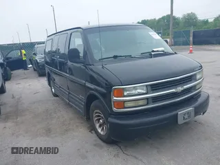 2002 Chevrolet Express z VIN 1GBFG15R821221060, wystawiony jako IAAI lot #42417863 z przebiegiem Nie podano mil oraz . Historia ofert i sprzedaży dostępna na DreamBid. Obrazek 1.
