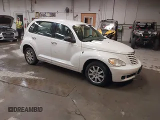 2009 Chrysler PT Cruiser with VIN 3A8FY489X9T543605, listed as a IAAI auction lot 41592501 with 96,825 mi miles. Bid and sale history available at carsss.com. Image 1.
